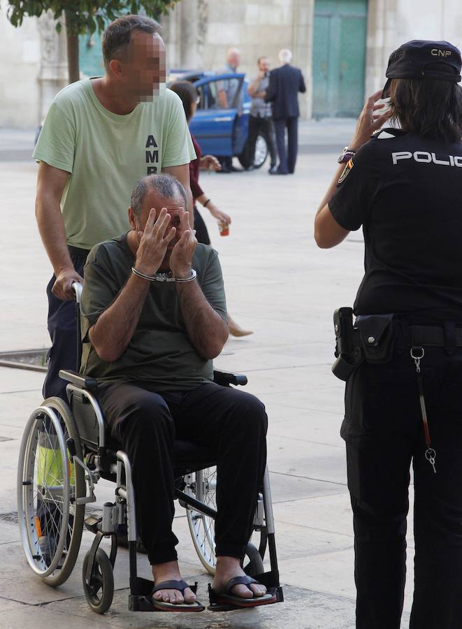 Condenado a 24 años por matar a su mujer de once puñaladas