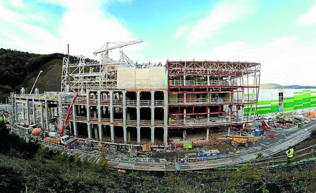 La ejecución total de la obra de la incineradora supera el 70%