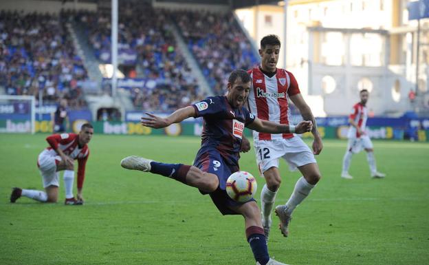 El Eibar divulga el parte médico de sus futbolistas