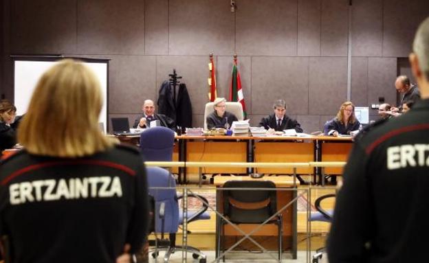 Peritos de la Policía Nacional descartan «la voluntariedad en hacer blanco» en el caso Cabacas