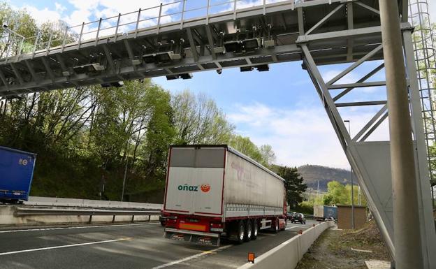 Solo el PP vota en contra del nuevo peaje de la N-1