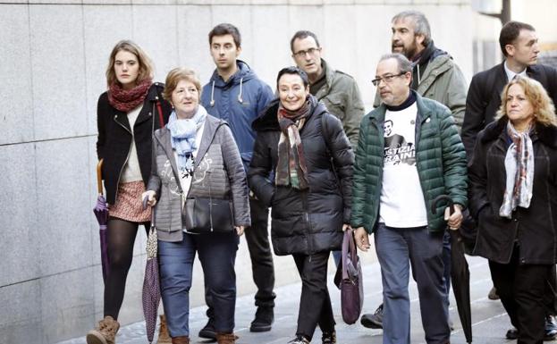 La familia de Cabacas achaca su muerte a una campaña de la Ertzaintza «contra los borrokas»