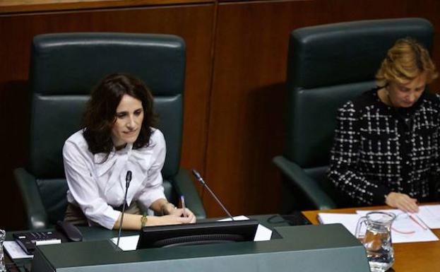 Tensión entre los partidos en el Parlamento Vasco por una ley sobre el euskera