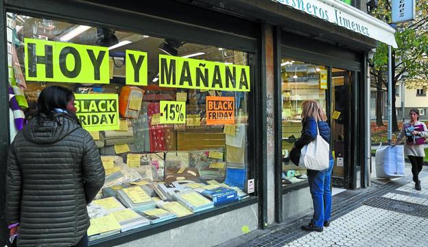 Un 'black friday' de compras en las grandes cadenas