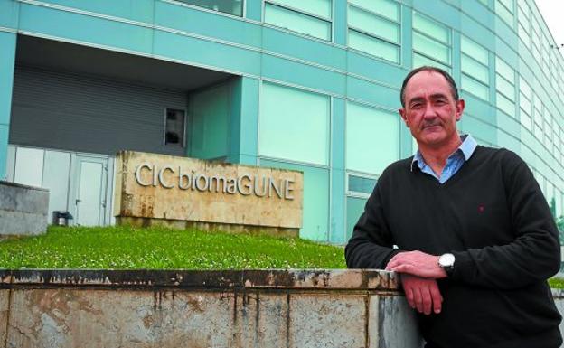 Tres investigadores del CIC biomaGUNE de Donostia repiten en la lista de científicos más influyentes del mundo