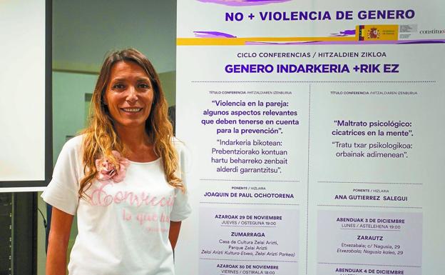 Ana Gutiérrez: «El amor maltratador se vende como si fuera cariño y protección»