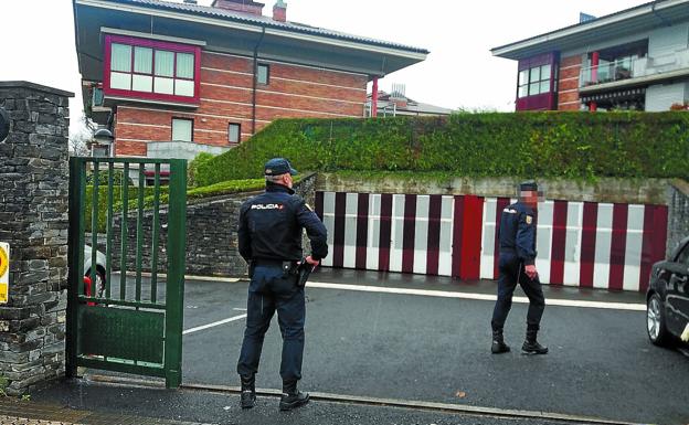 Operación policial contra la trata de personas con fines de explotación sexual en Donostia