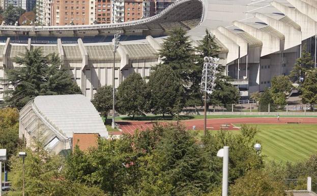 Cuatro millones de euros para la reforma de la Kirol Etxea, el miniestadio y un nuevo campo de hockey