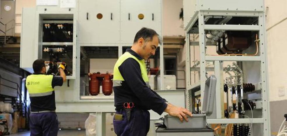 Los trabajadores con mayor sueldo pagarán 200 euros más a la Seguridad Social