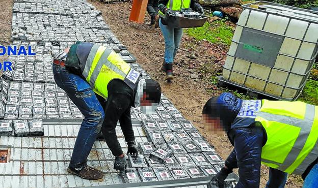 La operación que descubrió 687 kilos de 'coca' en Zarautz concluye con 48 detenidos