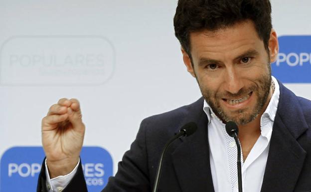 Sémper destaca «la lejanía oceánica» que hay entre PP y VOX