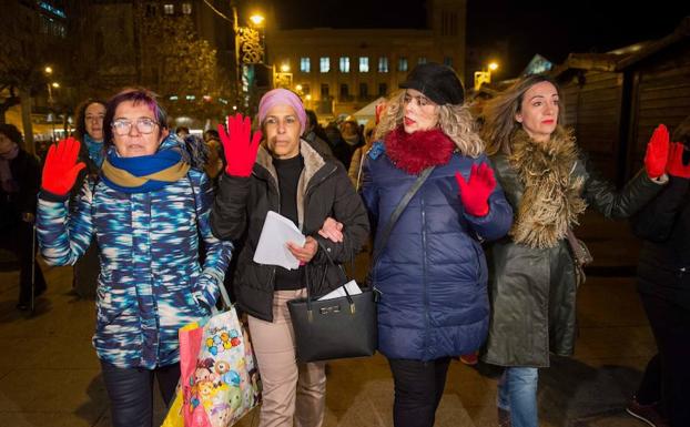 Manifestación en Pamplona contra la «provocación» por seguir libre 'La Manada'