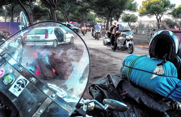 Motos, meseta y aire gélido