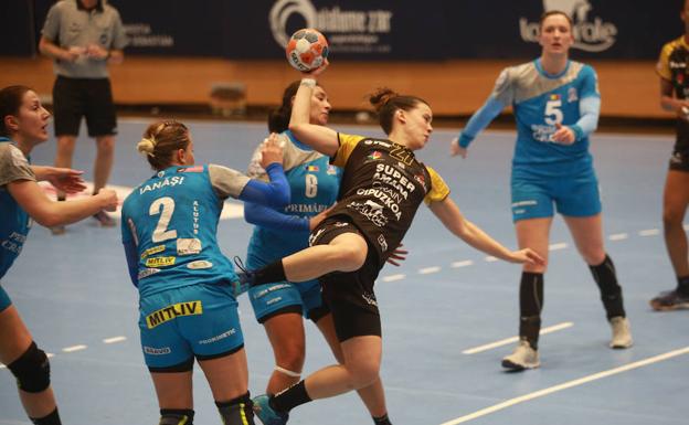 El Bera Bera le saca los colores a las campeonas de la EHF