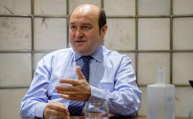 Ortuzar pide al Gobierno que se «ponga las pilas» y no sea «rácano» con el Presupuesto