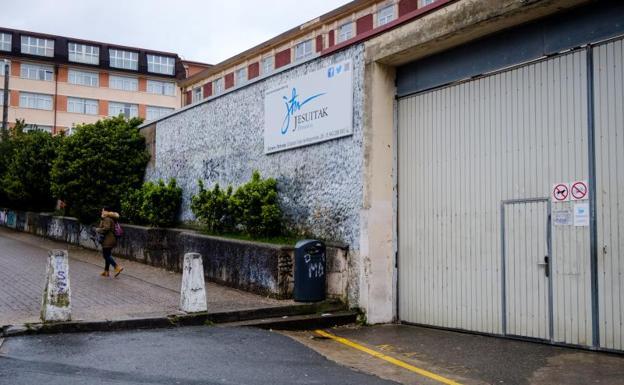 Los sindicatos cifran en un 65% y la patronal en un 28% el seguimiento del primer día de huelga en la enseñanza concertada