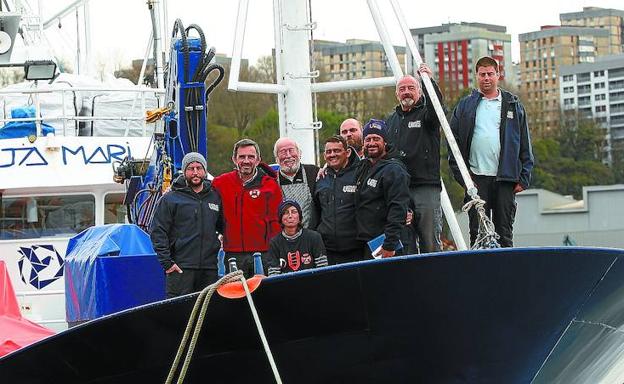 El 'Aita Mari' dejará Pasaia para atracar en Baleares y esperar su permiso