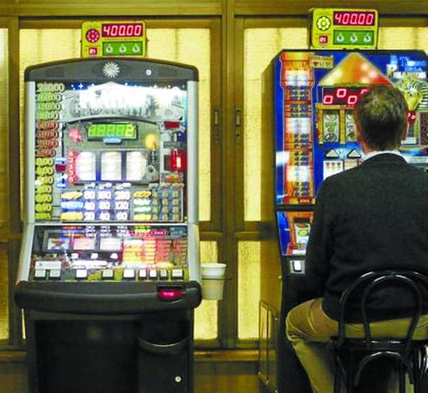 Vitoria admite que no puede frenar la apertura de nuevos salones de juego