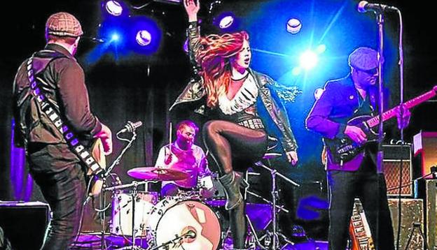 The Dustaphonics, Evil Eva y los Tiki Phantoms, hoy en Hell Dorado