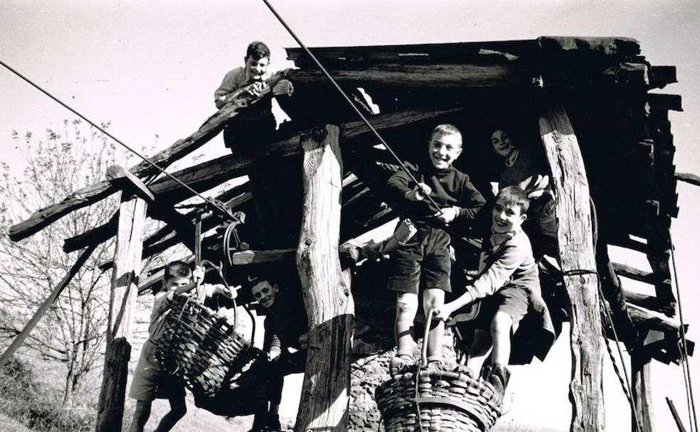 La memoria del carbón se difumina en Aizarna