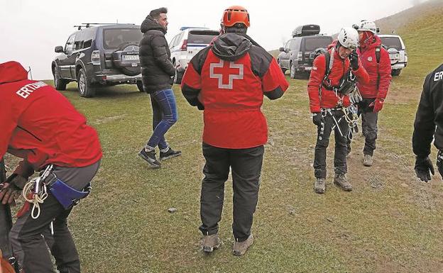 Dos rescates al día