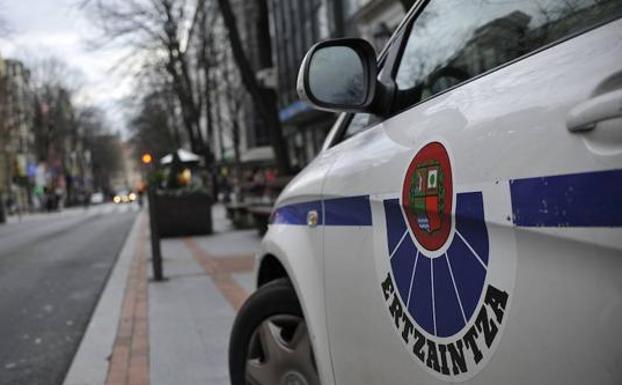 Detenido en Usurbil un joven de 26 años por agredir a su pareja