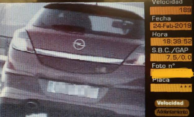 'Cazado' un joven de Zumarraga a 189 km/h y drogado en la autovía a Jaca