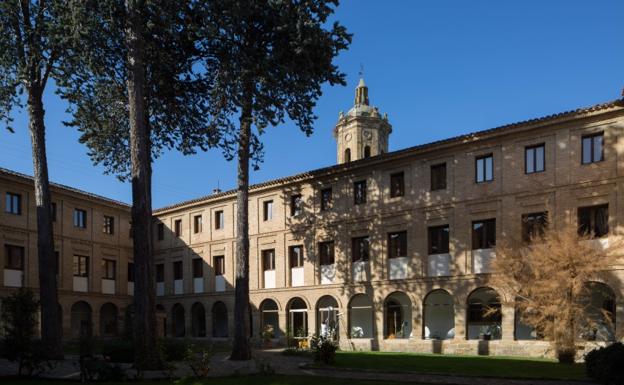 Exalumnos de un colegio católico navarro acusan a un cura de abusos