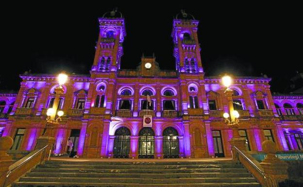 8-M: Las instituciones guipuzcoanas apoyan los paros y llaman a combatir la «opresión y discriminación» hacia las mujeres