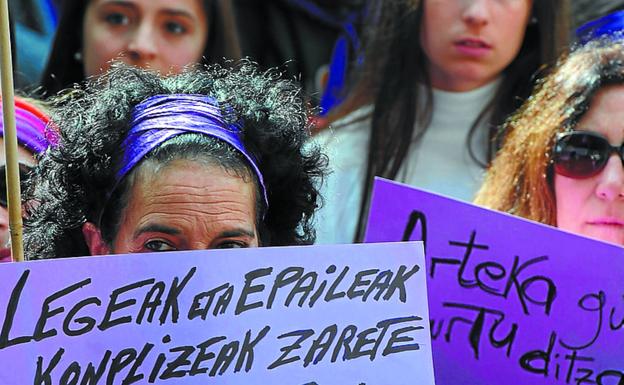 Gipuzkoa registra cada día cuatro denuncias de mujeres que sufren violencia machista