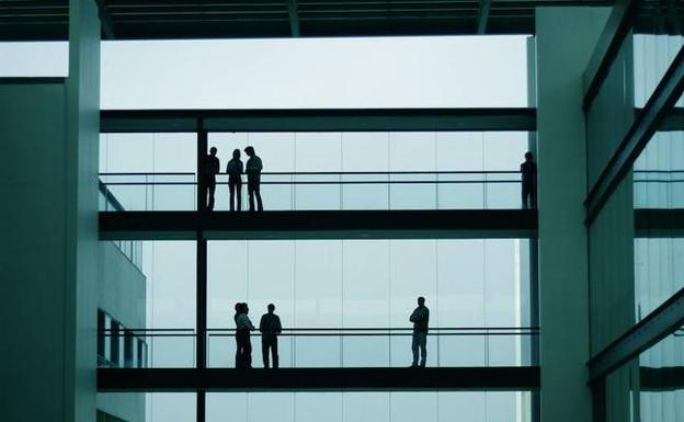 16.000 de los 51.000 vascos que faltan cada día a su trabajo lo hacen sin baja médica