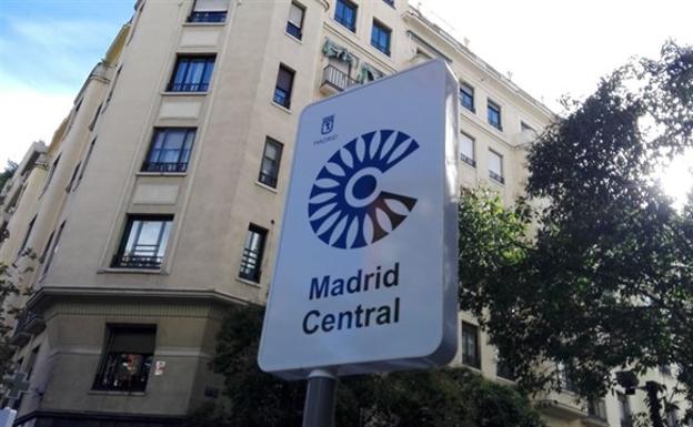 Madrid Central multa desde este sábado a los coches sin permiso