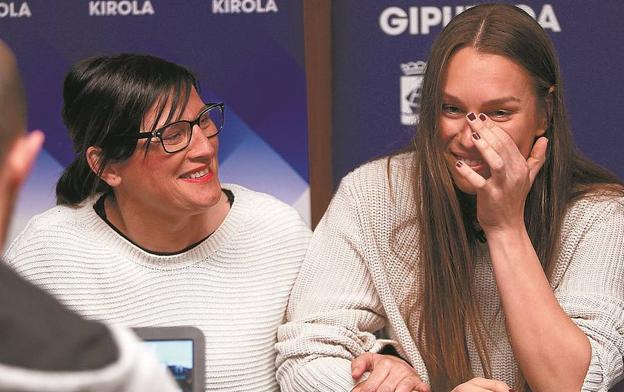 Judith Sans deja el balonmano a final de temporada