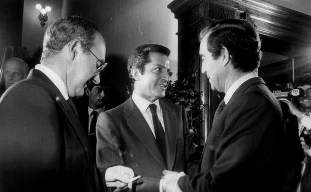 Cinco años sin Suárez, el presidente del arranque de la autonomía vasca