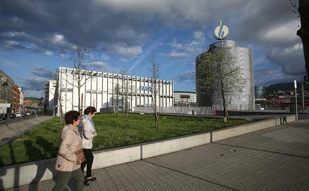 Estudiantes de Medicina de la UPV ven «inadmisible» nueva facultad de Deusto