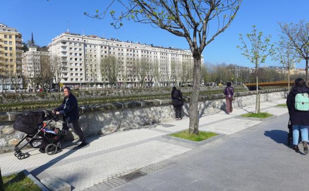 «Pasear junto al muro del Urumea ya no da vértigo»