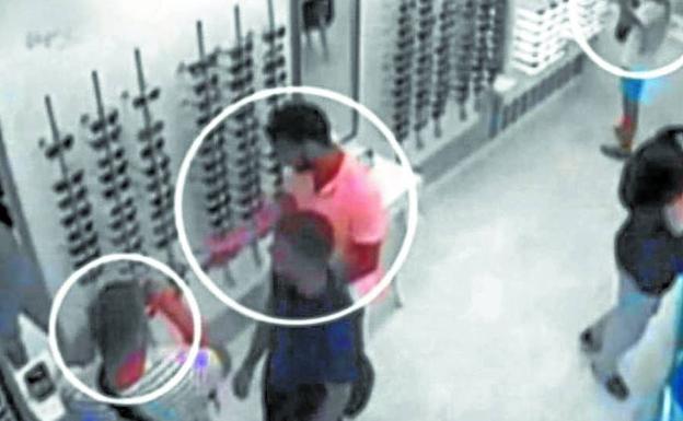 El juicio a tres de 'La Manada' que robaron las gafas en Donostia será en septiembre