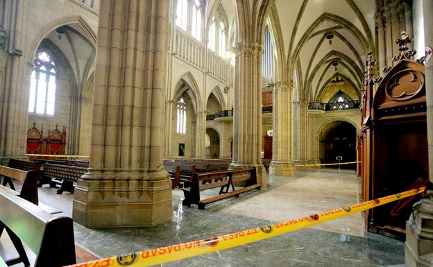 Las humedades amenazan con cerrar la catedral del Buen Pastor en Semana Santa
