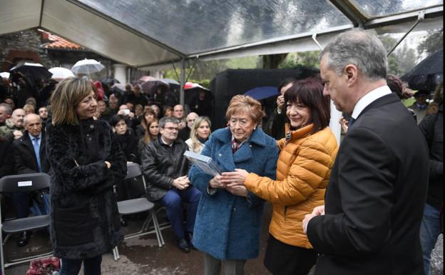 «Hace cincuenta años ETA me arrebató a la persona que más quería»