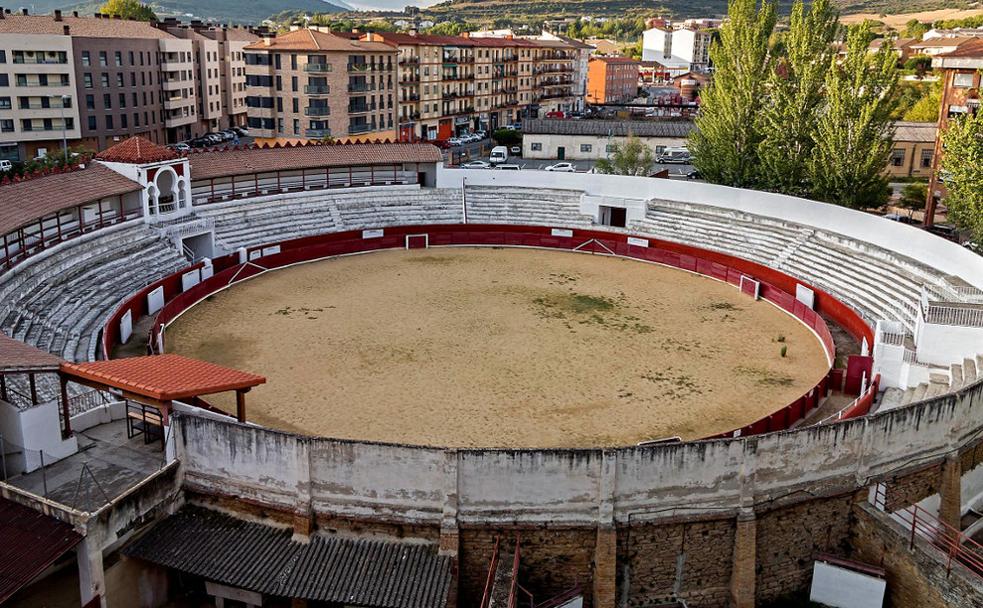 La plaza de toros de Estella pasa a ser un 'pipican'