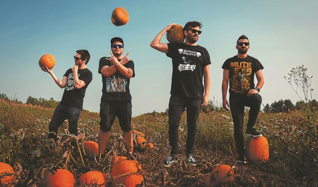 «La colaboración entre bandas se ha perdido con la era de Internet»