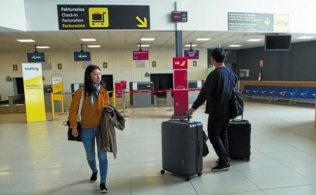 Hondarribia reduce su tráfico al mínimo debido a la suspensión de vuelos por el paro de pilotos