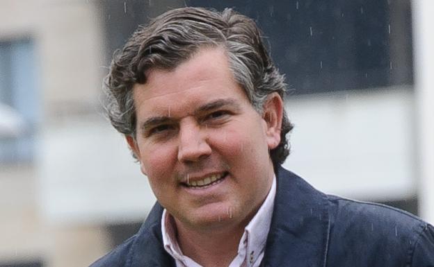 Arcauz insiste en defender la unidad de España ante la amenaza de «cualquier ofensiva nacionalista»