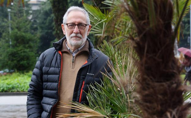 «Euskal literaturak ez du lortu itzulpena literaturan integratzea»