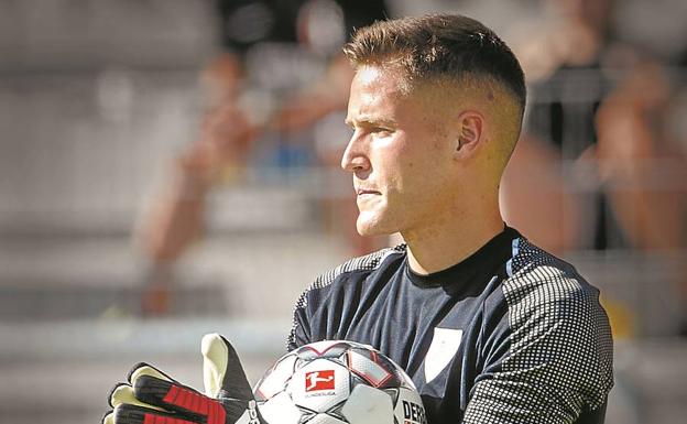 Álex Remiro jugará en la Real Sociedad