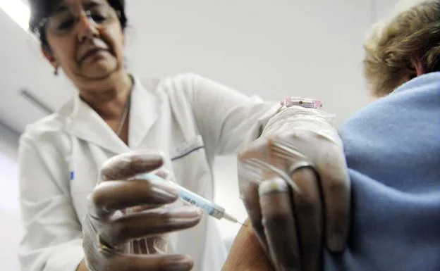 Los expertos españoles no son partidarios de obligar a los padres a vacunar a sus hijos
