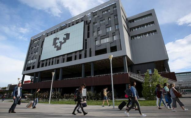 La UPV amplía en Leioa las plazas para el grado de Medicina y en Donostia para Química