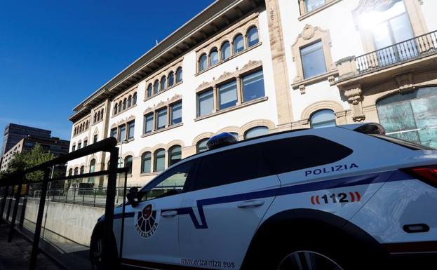 La autopsia al cadáver del menor fallecido en Donostia confirma la existencia de una hemorragia craneal