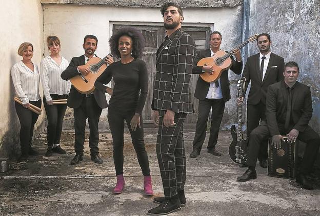 «Tocar con Sonakay es un chute de ritmo, energía, buen rollo y simpatía»