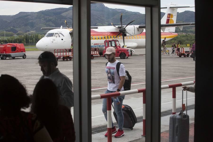 Iberia lanza una oferta de vuelos desde 50 euros entre San Sebastián y Madrid para incentivar la ruta